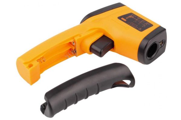 Пірометр інфрачервоний -50-400 °C BENETECH GM320