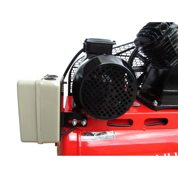 Компресор рес-50л 420/340л/хв 2,2кВт 10бар 380В 2 циліндра IBL2070E-380-50