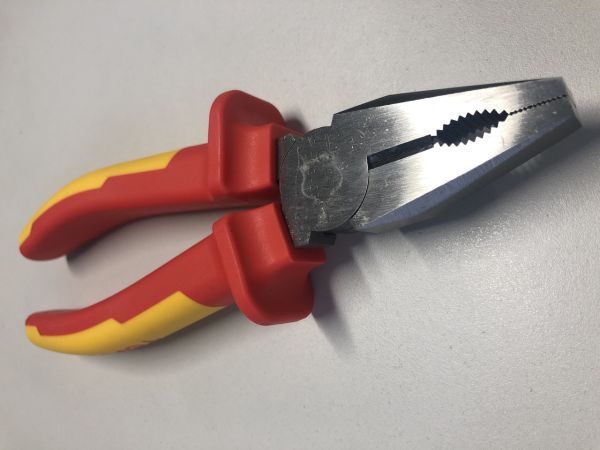 Пасатижі електрика 7" 1000V VDE TOPTUL DGCA2207