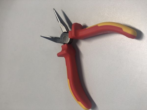 Плоскогубці діелектричні подовжені 6" 1000V VDE TOPTUL DGCB2206