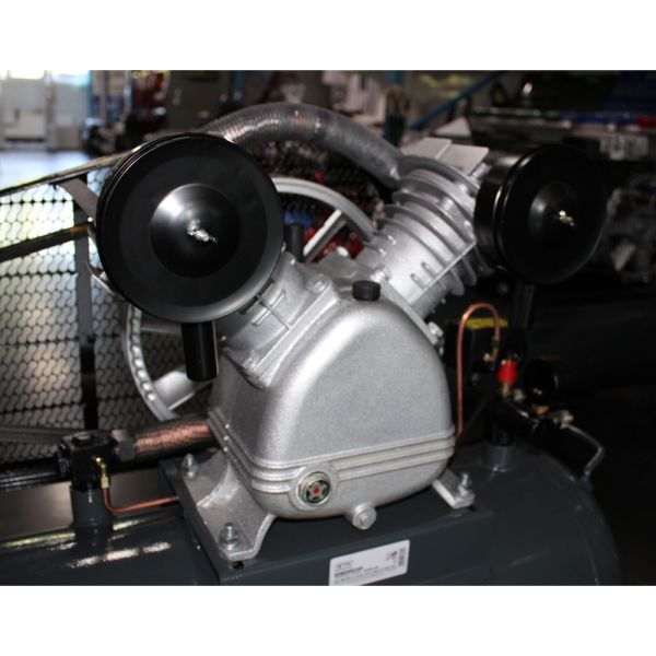 Компресор рес-120л 800/670л/хв 5,5кВт 10бар 380В 2 циліндри V-под.