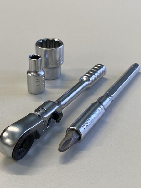 Тріскачка міні 1/4" з шарніром TOPTUL 60 зубців (ісп. з FTDF0810) CHEV0811