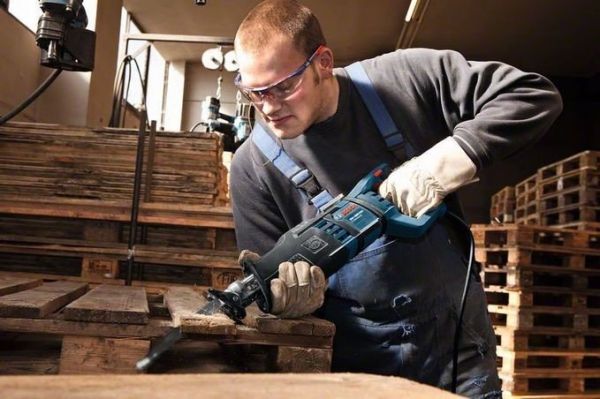 Шабельна пила Bosch GSA 1300 PCE (060164E200)