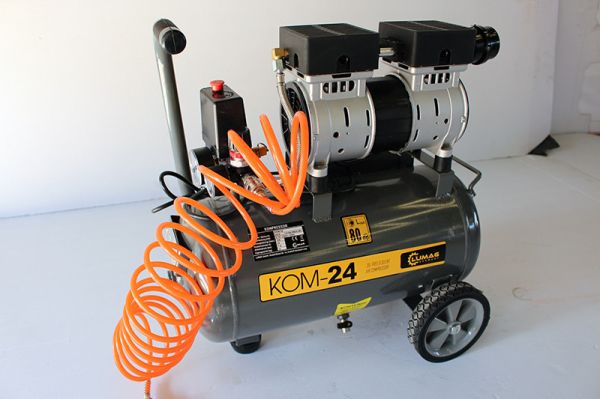 Компресор Lumag KOM 24