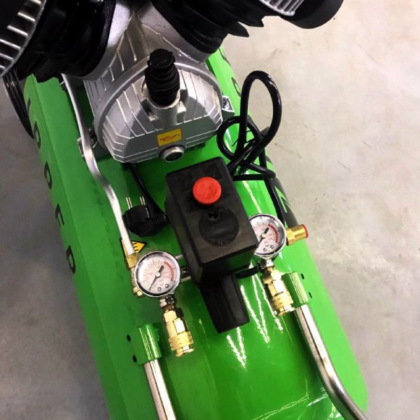Компресор Zipper ZI-COM100-2V5