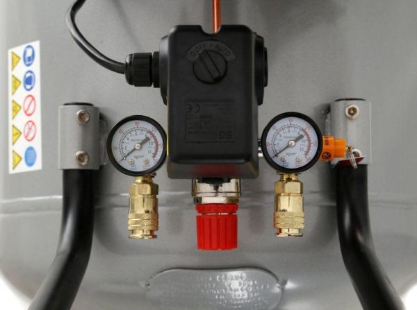 Компресор масляний трициліндровий TAGRED TA309X