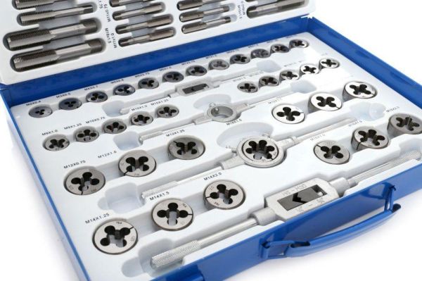 Набір плашок, мітчиків і калібраторів TAGRED TA4016, 110 шт