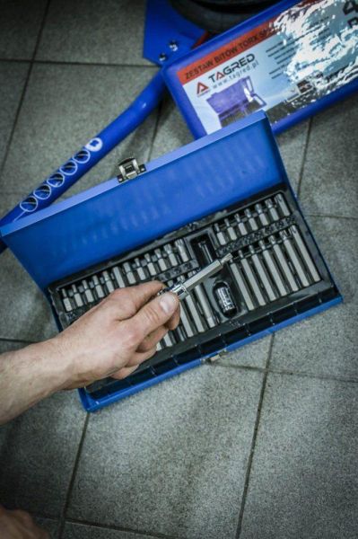 Набір торцевих, шліцьових та шестигранних головок, 40 шт TAGRED TA1205