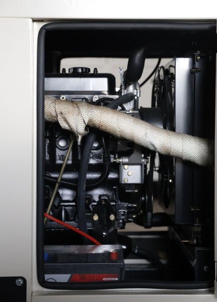 Дизельний генератор UNIVERSAL UND-YD 22 KVA