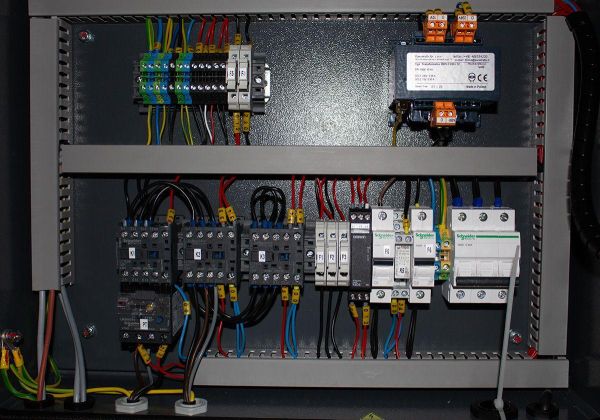 Гвинтовий компресор з ремінним приводом WALTER SKTG 7,5/500 SXP COMBO