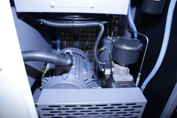 Гвинтовий компресор Mast LZN-10 COMBO inverter (осушувач + ресивер 500 л)