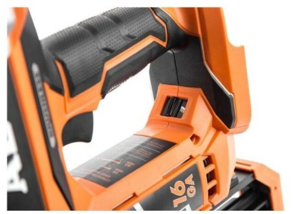 Цвяхозабивач акумуляторн AEG,Li-Ion 18V до цвяхів 16GA l=19-65мм,2 уд/сек,маг 105ш(БЕЗ АКУМУЛЯТОРА)