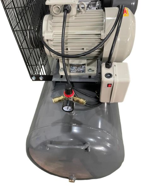 Поршневий компресор MAST TA90/300L 400V