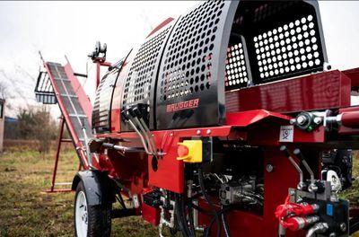 Напівавтоматична машина для різання і розколу дров Brugger SA48 Pro