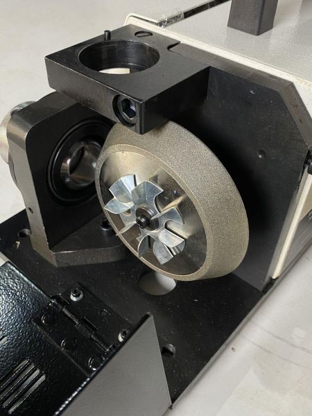 Верстат для заточування свердел MAST Metalltechnik M-DG26 230V