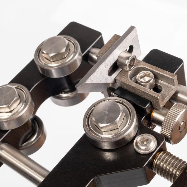 Інструмент для зняття ізоляції кабелів із зшитого поліетилену та напівпровідникового екрана ø22-45 мм СТАНДАРТ