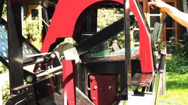 Напівавтоматична машина для різання і розколу дров OPTIMAT Titanium CLS 12