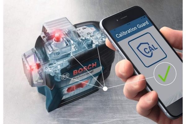 Лазерний нівелір Bosch GLL 3-80 C