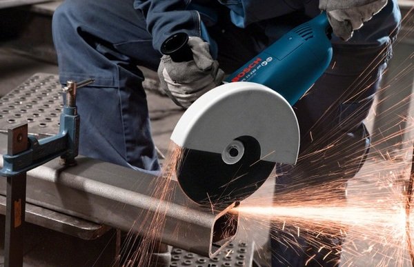 Кутова шліфмашина Bosch GWS 1000