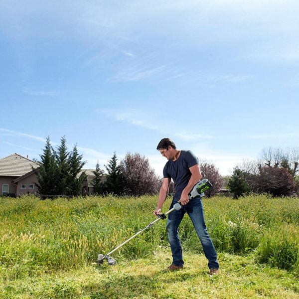 Тріммер акум. ST1301E-S KIT, 56В, ширина косіння 33см, струна 2,0мм, акум. 2,5А*год + зарядний пристрій