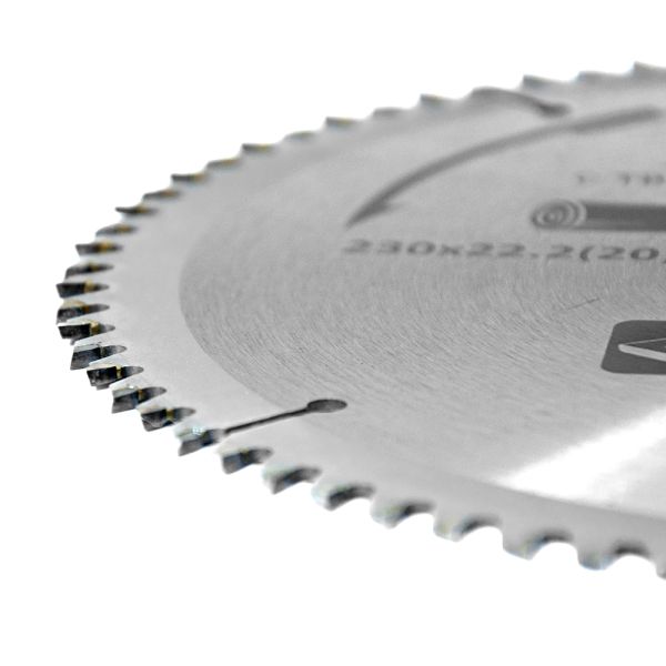 Диск пиляльний по дереву з твердосплавними напайками Ø230×22.2 (20)×80Т, 6000об/хв GRAD (1958495)