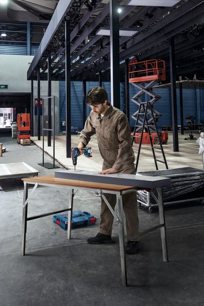 Акумуляторний дриль-шуруповерт Bosch Professional GSB 18V-50 ударний
