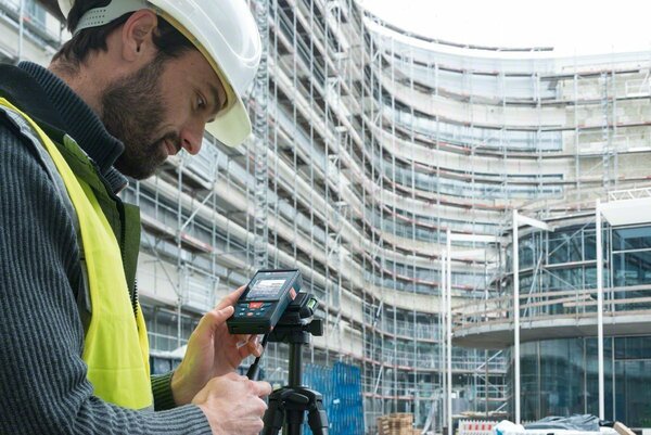 Далекомір лазерний Bosch GLM 120C + штатив BT 150, 0.08-120м, Bluetooth
