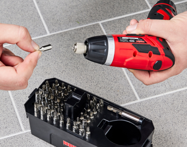 Акумуляторний шурупокрут HECHT 1241