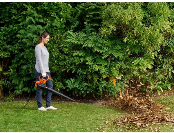 Садовий пилосос електричний BLACK+DECKER BEBLV301