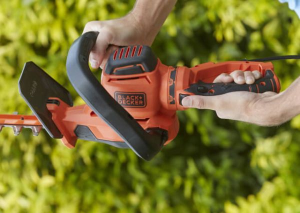 Кущоріз електричний BLACK+DECKER BEHTS551