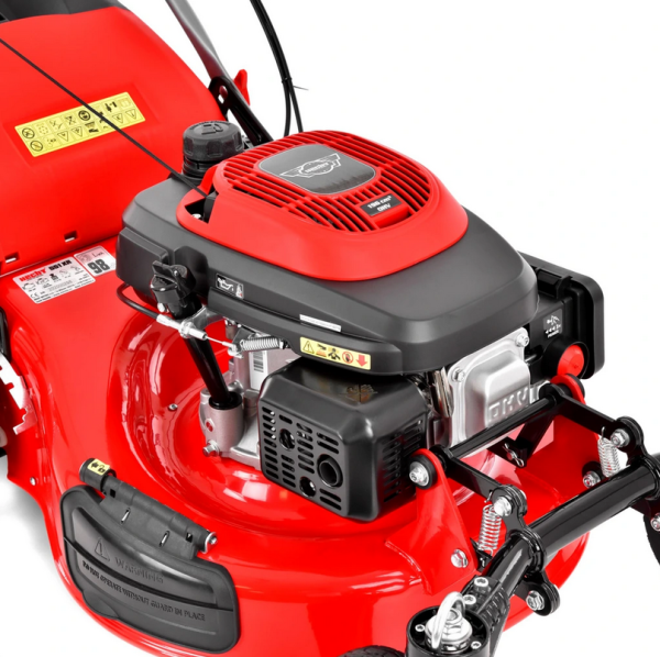 Бензинова косарка з приводом HECHT 551 XR 5 in1