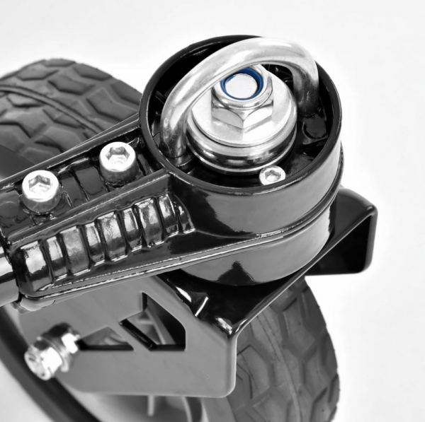 Бензинова косарка з приводом HECHT 551 XR 5 in1