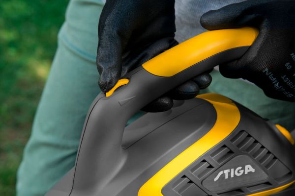 Садовий пилосос електричний безщітковий STIGA BL130cV