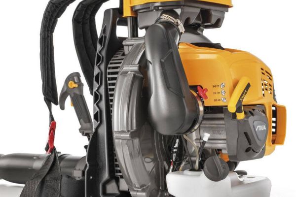 Садовий пилосос бензиновий STIGA BL980R