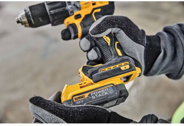 Дриль-шуруповерт акумуляторна безщіткова ударна DeWALT DCD805E2T