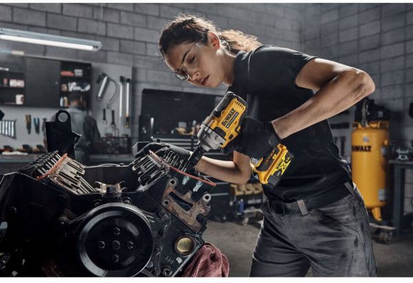 Гайкокрут ударний акумуляторний безщітковий DeWALT DCF891P2T