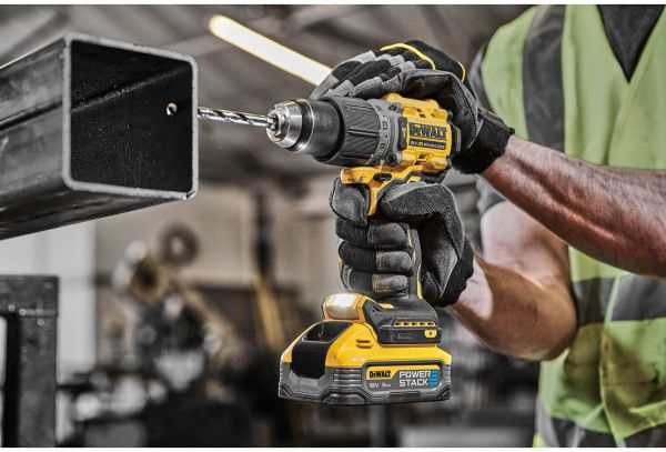 Набір з двох інструментів безщіткових DeWALT DCK2050H2T
