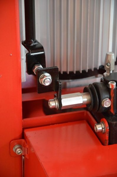 Дровокол електричний HECHT 6101