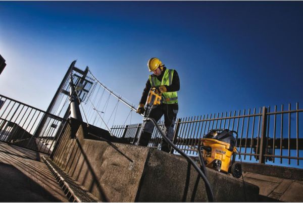 Бур з пустотілим стволом DeWALT DT60230