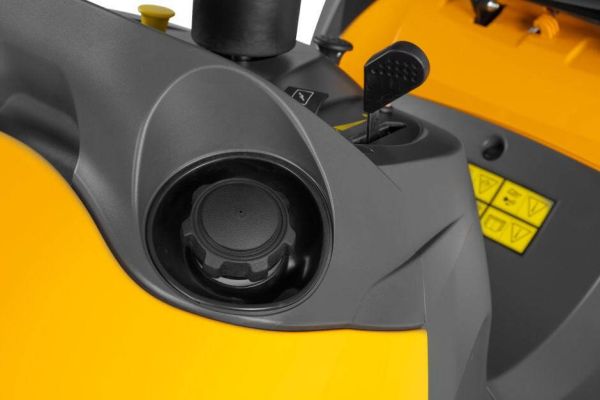 Трактор садовий бензиновий STIGA Estate9102W