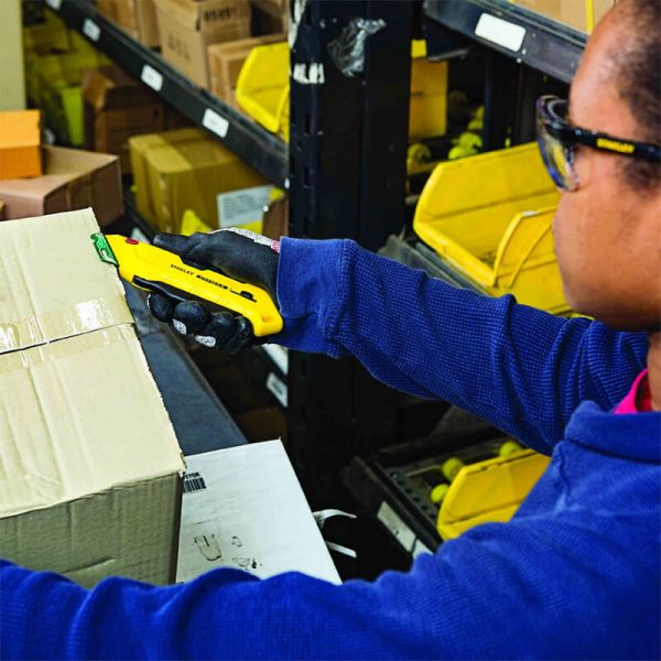 Ніж безпечний FATMAX® Box Box з висувним трапецевидним лезом STANLEY FMHT10363-0