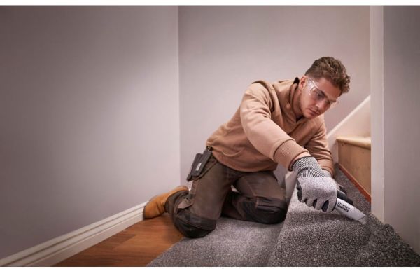 Ніж FatMax® Heavy Duty довжиною 165 мм з фіксованим лезом для оздоблювальних робіт STANLEY FMHT10501-0