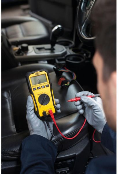 Мультиметр цифровий категорії САТ III STANLEY FMHT82563-0