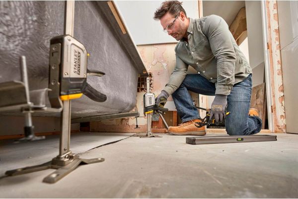 Струбцина розпірна-домкрат FATMAX® TradeLift™ тригерна, максимальна вантажопідйомність 150 кг STANLEY FMHT83550-1