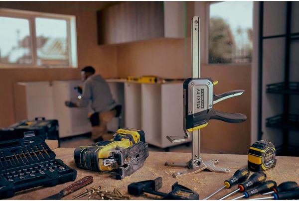 Струбцина розпірна-домкрат FATMAX® TradeLift™ тригерна, максимальна вантажопідйомність 150 кг STANLEY FMHT83550-1