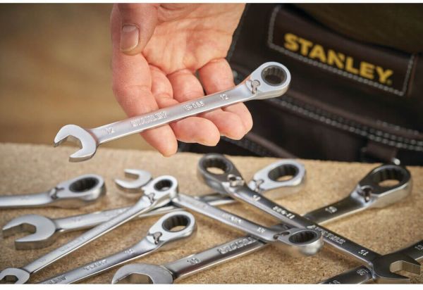 Ключ гайковий комбінований розміром 10 мм з храповим механізмом STANLEY FMMT13083-0
