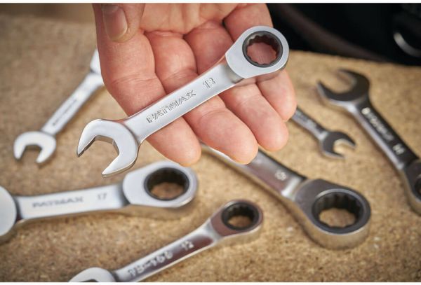 Ключ гайковий комбінований розміром 13 мм з храповим механізмом STANLEY FMMT13111-0