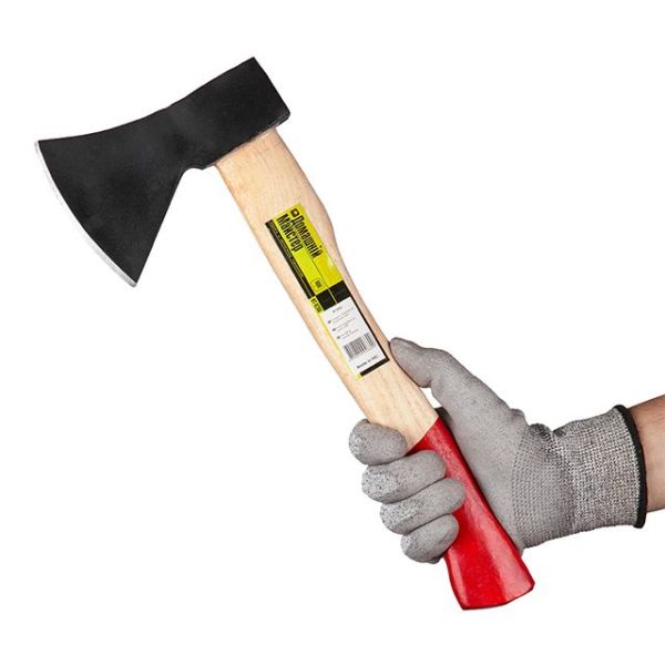 Сокира 600 г.з дерев'яною рукояткою HT-0266