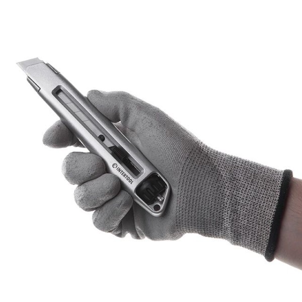 Ніж сегментний 18 мм, металевий, посилений, гвинтова фіксація INTERTOOL HT-0512