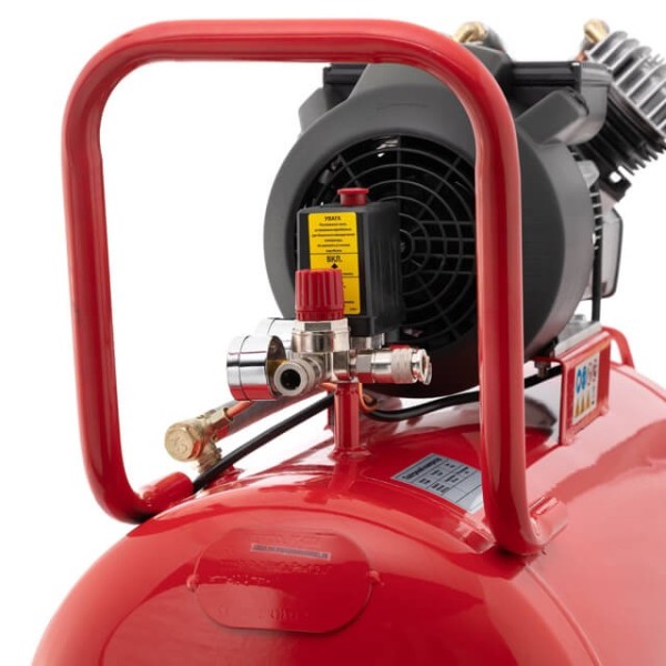 Компресор 100 л, 3 кВт, 220 В, 10 aтм, 420 л/хв., 2 циліндри INTERTOOL PT-0008